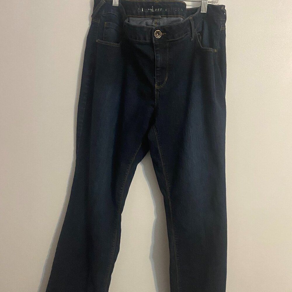 Natural Reflections 5 pocket straight distressed jeans, size 18A
